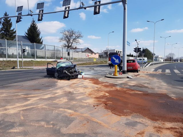 Wyłączyli sygnalizację, nie spojrzała na znaki. Groźny wypadek w Lublinie (zdjęcia) AKTUALIZACJA