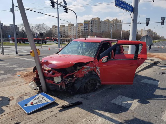 Wyłączyli sygnalizację, nie spojrzała na znaki. Groźny wypadek w Lublinie (zdjęcia) AKTUALIZACJA