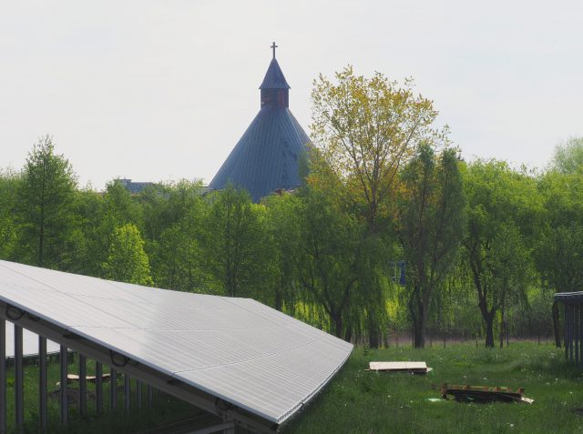 W Lublinie powstaje farma fotowoltaiczna. Energia elektryczna ma trafiać na potrzeby oczyszczalni ścieków (zdjęcia)
