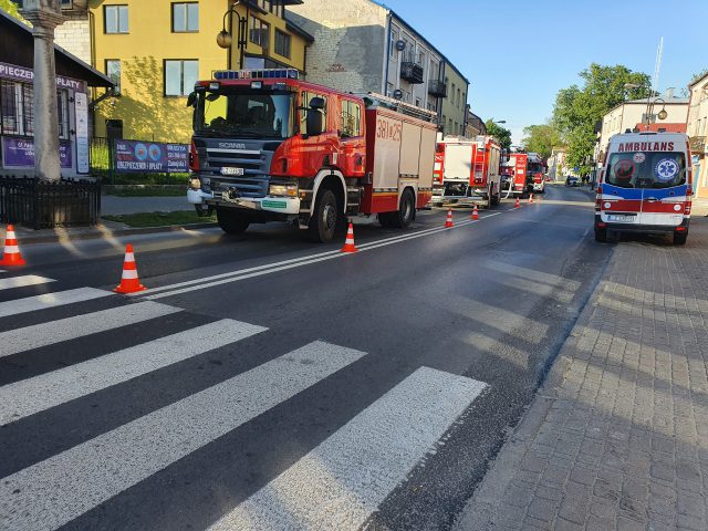 Tragiczny w skutkach pożar budynku wielorodzinnego. Życia mężczyzny nie udało się uratować (zdjęcia)