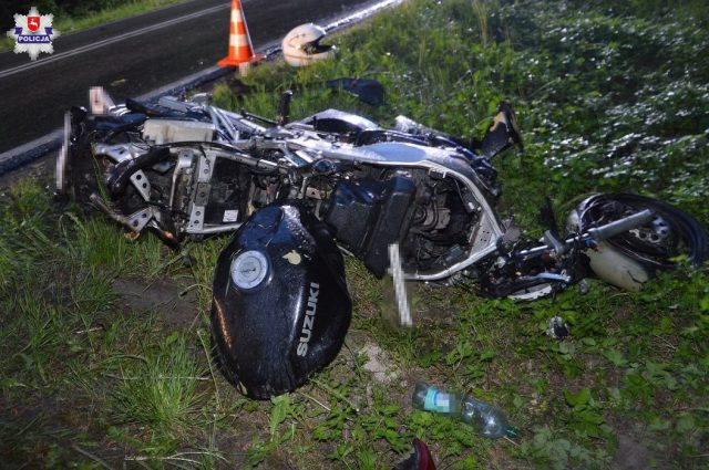 Jechał motocyklem bez uprawnień, doprowadził do groźnego zdarzenia drogowego (zdjęcia)