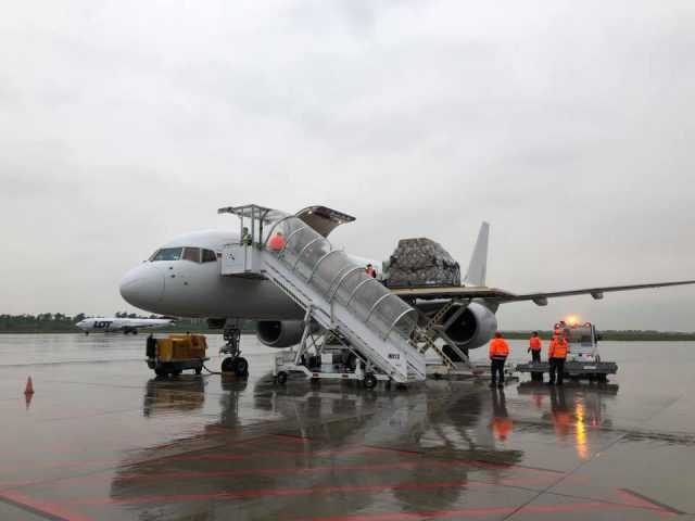 Kolejny samolot z Chin w Porcie Lotniczym Lublin. Tym razem Boeing 757-200 (zdjęcia)