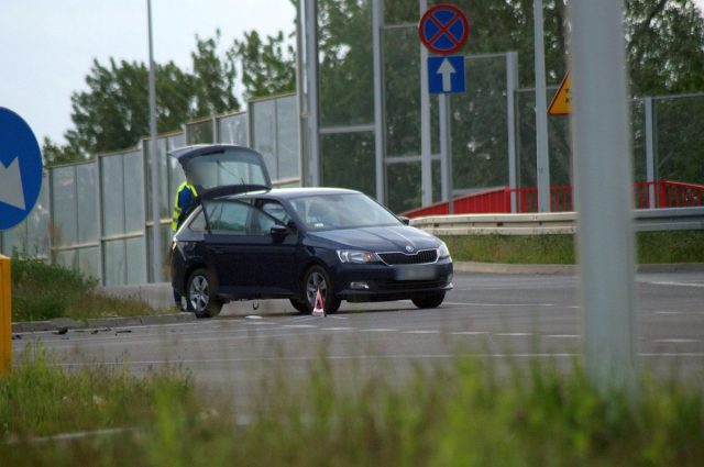 Kolejne zderzenie pojazdów na „rondzie z pniakiem” (zdjęcia)