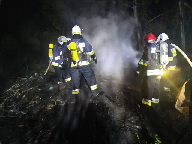 Nocny pożar w Lublinie. Budynek spłonął doszczętnie (zdjęcia)