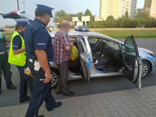 Na samych felgach jechał ulicami Lublina. Pijanego kierowcę zatrzymali świadkowie (zdjęcia)