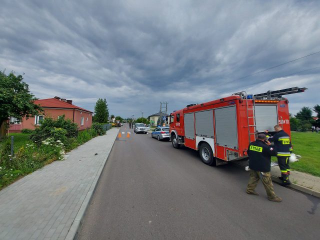 Tragiczny wypadek na skrzyżowaniu. Nie żyje 10-latek, który hulajnogą wjechał pod jeepa (zdjęcia) AKTUALIZACJA