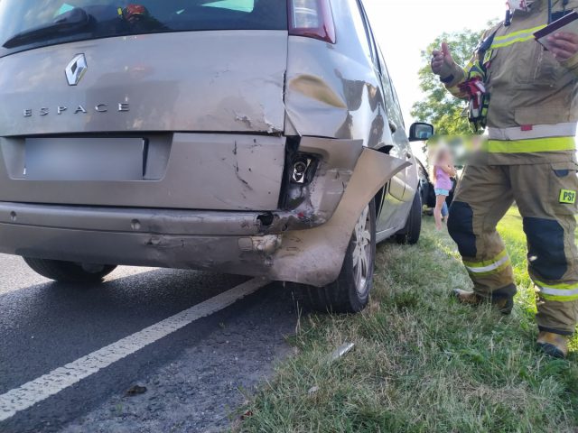 Wypadek na trasie Lublin – Łęczna. Droga jest zablokowana (zdjęcia)