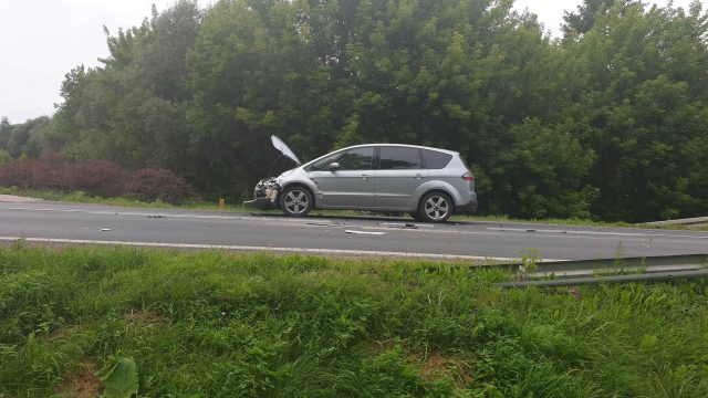 Wypadek na trasie Lublin – Łęczna. Droga jest całkowicie zablokowana (zdjęcia)