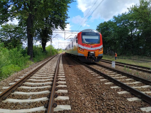 Śmierć na torach w Lublinie. Nie żyje mężczyzna potrącony przez pociąg (zdjęcia)