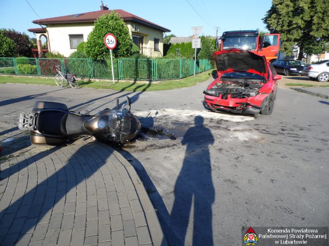 Nie ustąpiła pierwszeństwa, zderzyła się z motocyklistą. Interweniował śmigłowiec LPR (zdjęcia)