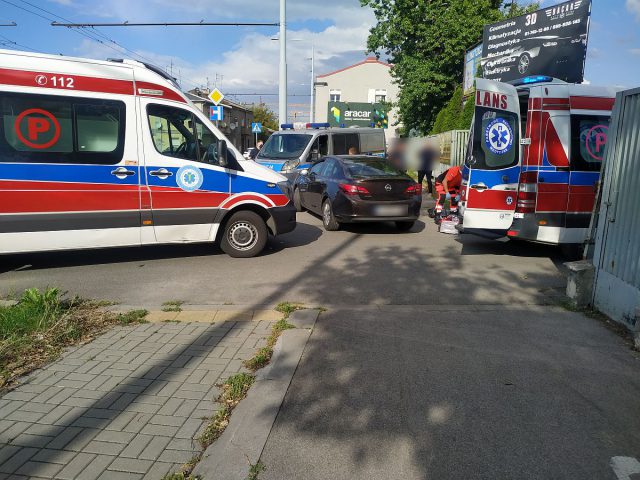Mężczyzna, który zmarł na ul. Łęczyńskiej, już wcześniej atakował ludzi na ulicy. Prokuratura wszczęła śledztwo
