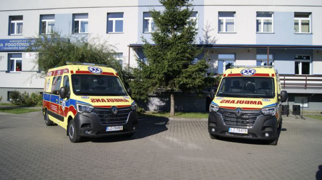 Nowe karetki w Zamościu i Biłgoraju. Niebawem zaczną jeździć do pacjentów (zdjęcia)