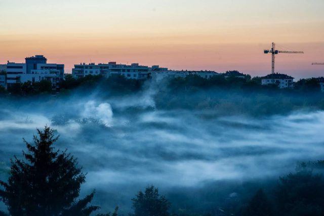 Działkowcy zadymili całą okolicę. Na miejsce wezwano strażaków (zdjęcia)