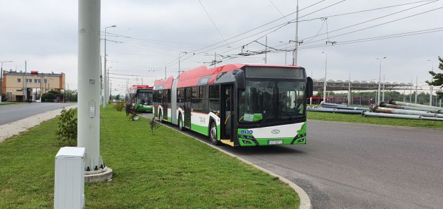 Solaris rozpoczął w Lublinie testy trolejbusów przegubowych. Tego typu pojazdy jesienią zaczną kursować po mieście