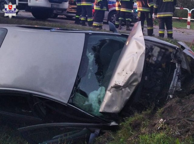 Chciał sprawdzić przed zakupem możliwości pojazdu. Wjechał do rowu, był nietrzeźwy (zdjęcia)