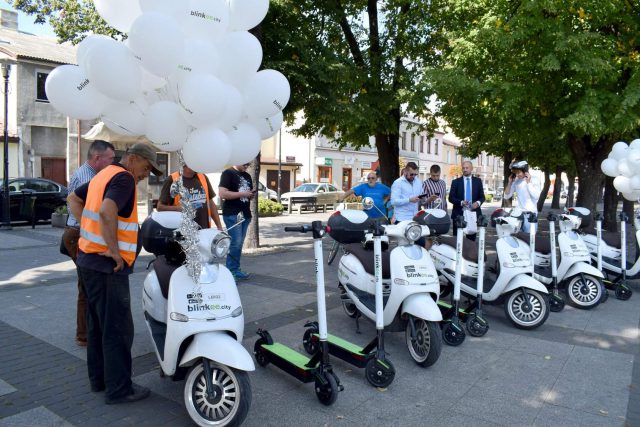 Elektryczne hulajnogi, skutery, taksówki i autobus cieszyły się dużym zainteresowaniem. Miasto analizuje, co wprowadzić na stałe