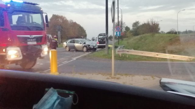 Tragiczny wypadek w Lublinie. W zderzeniu audi z fordem zginęły dwie osoby (zdjęcia)