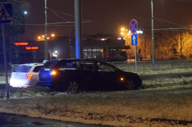 Nocne zderzenie pojazdów w Lublinie. Sprawca był pijany (zdjęcia)