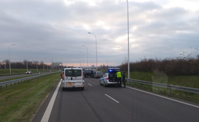 Zderzenie kilku pojazdów na wjeździe do Lublina. Są utrudnienia w ruchu (zdjęcia, wideo)