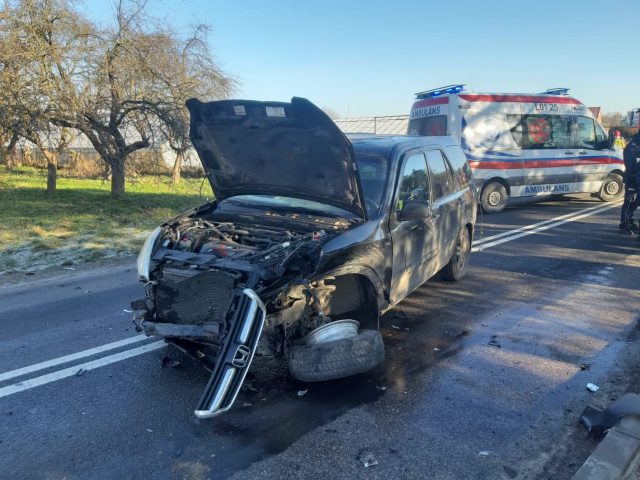 Zaczął skręcać w prawo, a potem zawracać. Jest nagranie groźnego wypadku na trasie Lublin – Nałęczów (wideo)