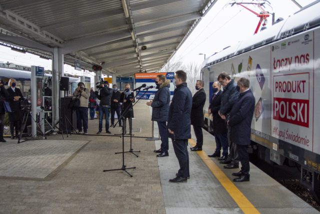 PKP Intercity odebrało już 30 nowoczesnych lokomotyw elektrycznych Griffin (zdjęcia)