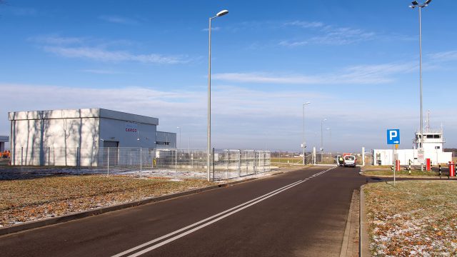 Nowe możliwości na lubelskim lotnisku. Port Lotniczy Lublin będzie świadczył usługi cargo