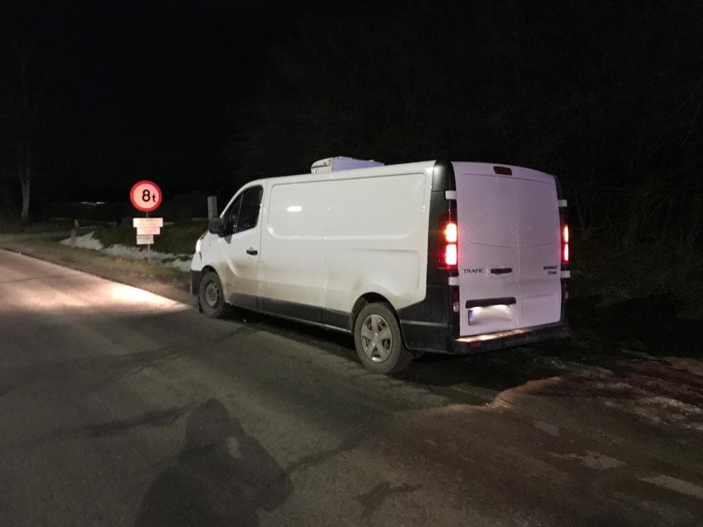 Zderzenie dwóch pojazdów na krajowej 19 w Strzeszkowicach Dużych. Dziecko trafiło do szpitala (zdjęcia)