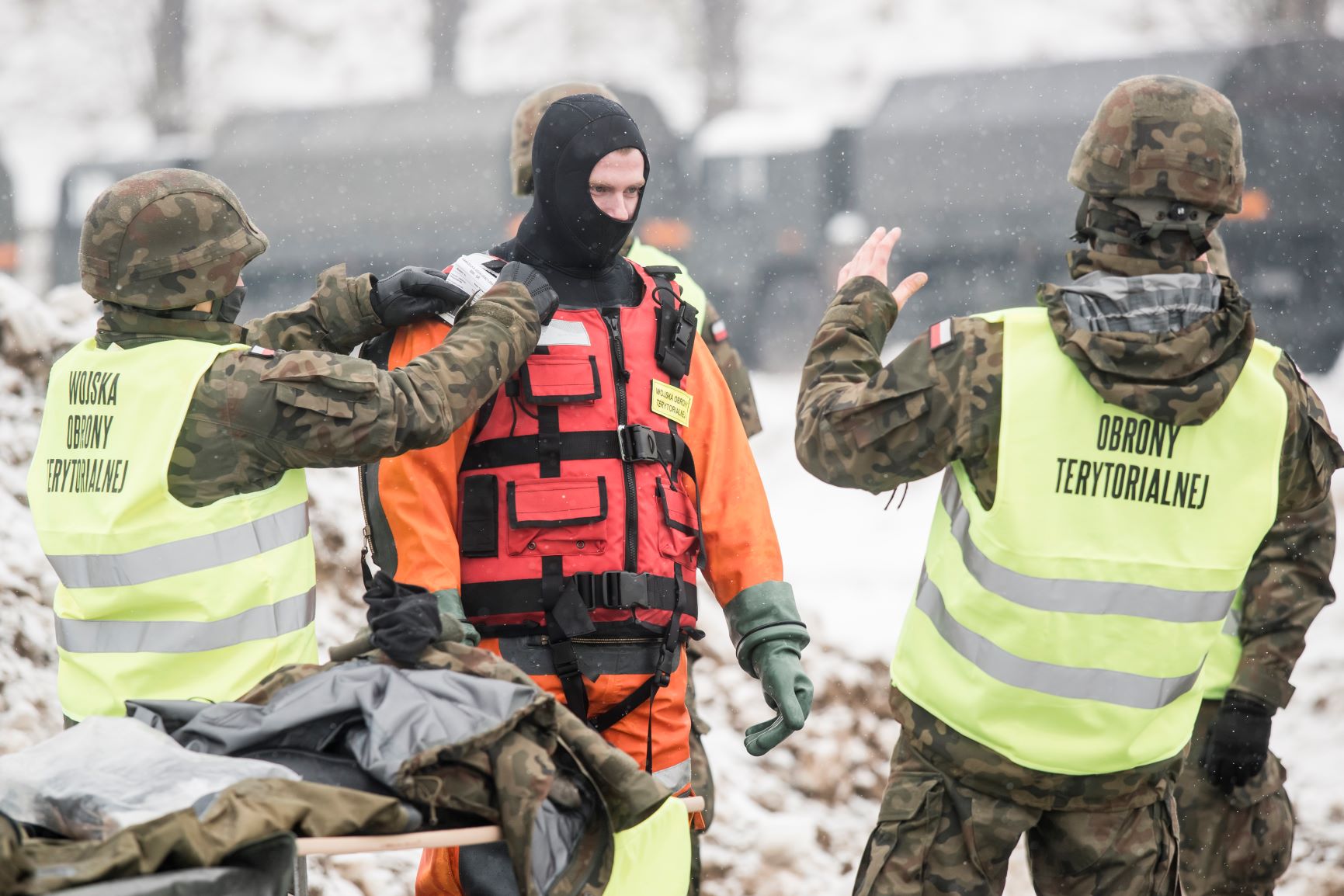 Terytorialsi przeprowadzili ćwiczenia na wypadek wystąpienia podtopień w regionie (zdjęcia)