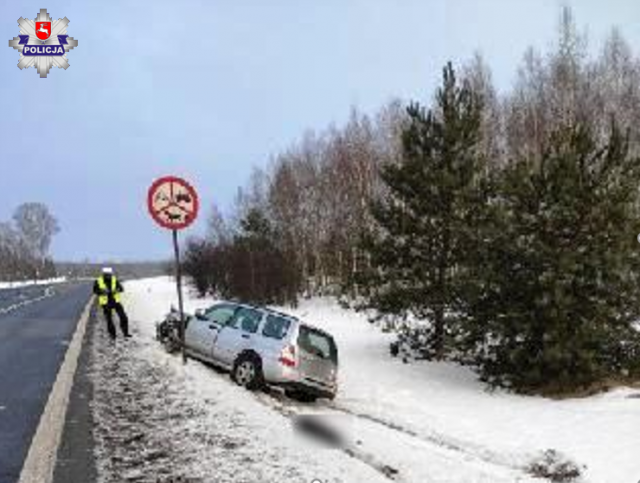 Tragiczny finał wypadku na obwodnicy Lubartowa. W zderzeniu dwóch pojazdów zginęła kobieta (zdjęcia)