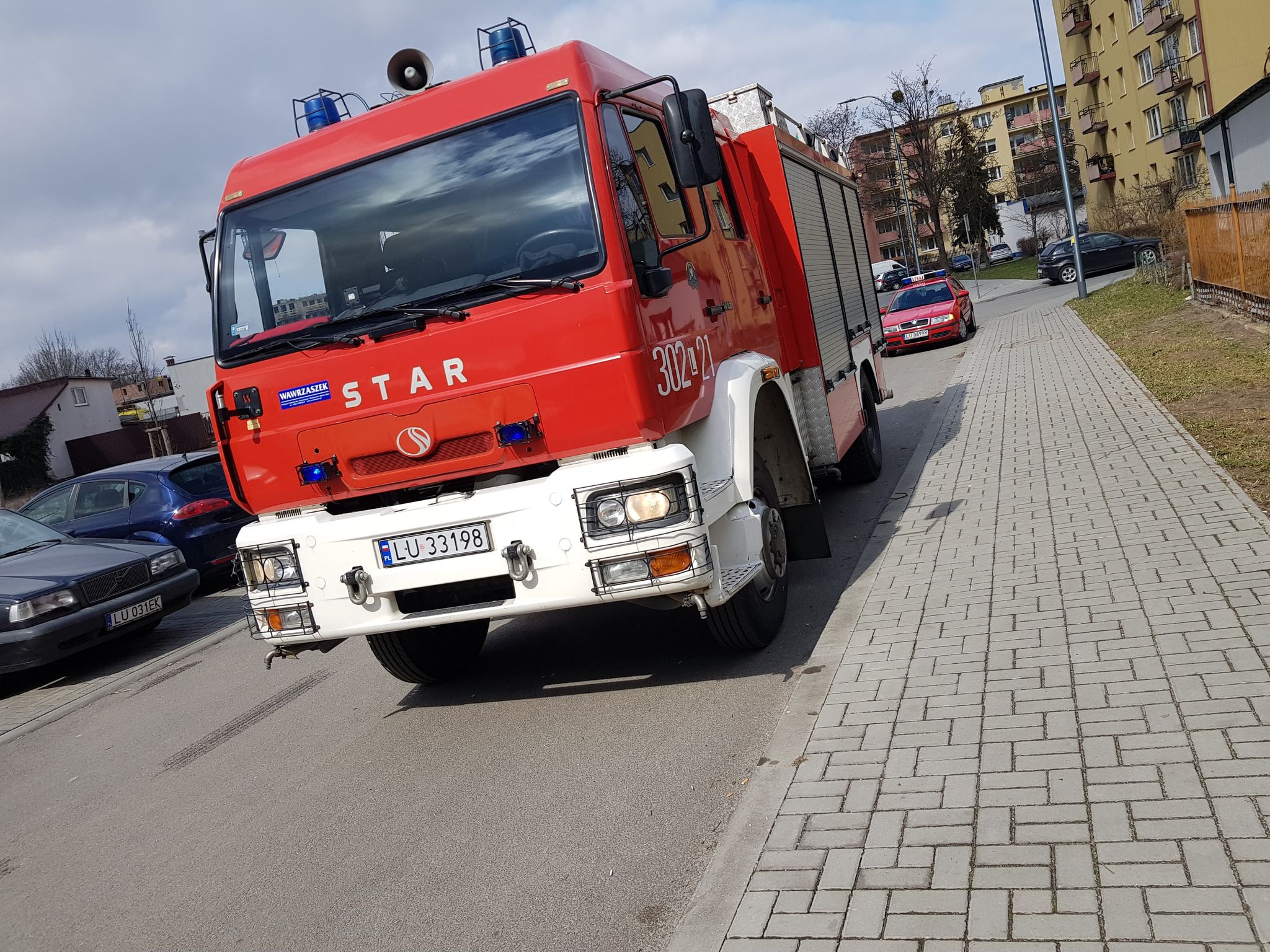 Tragiczny w skutkach pożar w Lublinie. Życia mężczyzny nie udało się uratować (zdjęcia)