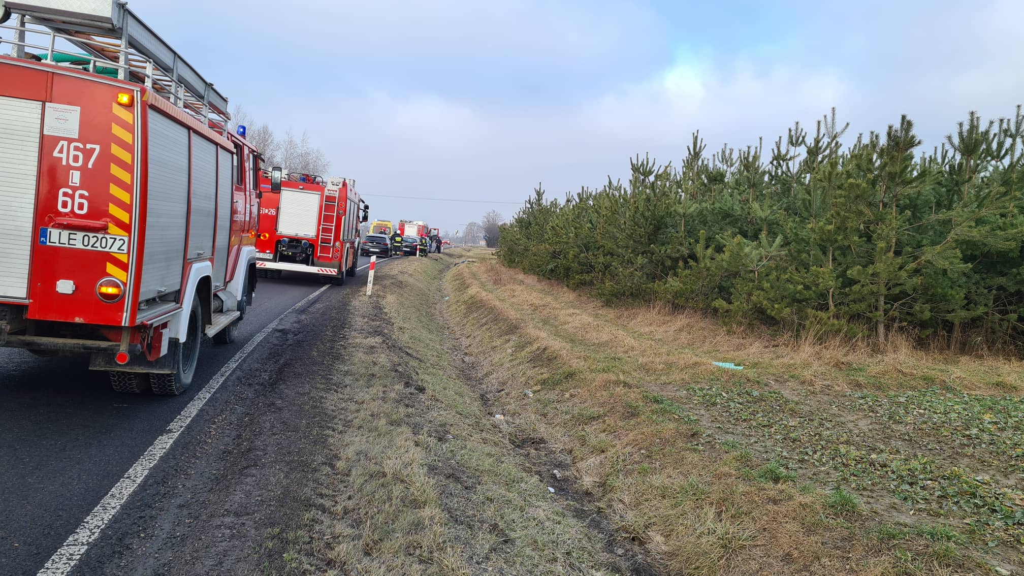 Wypadek na trasie Lublin – Łęczna. Dwie osoby poszkodowane (zdjęcia) AKTUALIZACJA