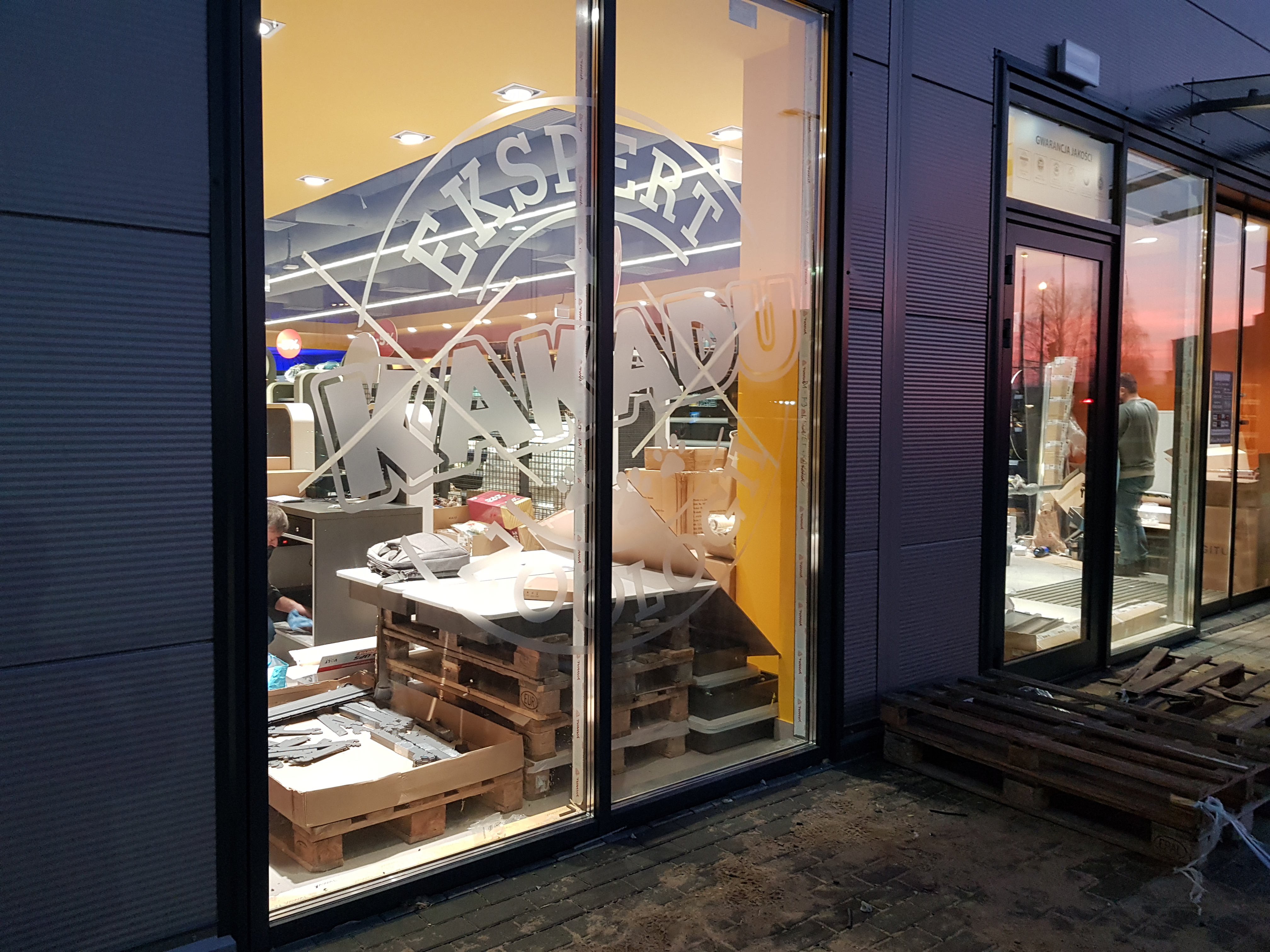 W nowym centrum handlowym w Lublinie trwają przygotowania do otwarcia (zdjęcia)