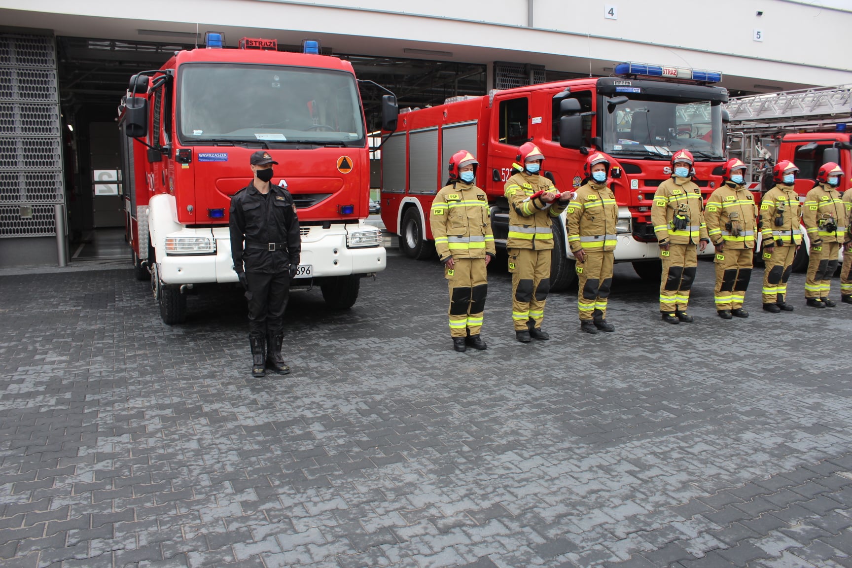 Strażacy z Ryk wyprowadzili się z centrum miasta. Nowa siedziba została oficjalnie otwarta (zdjęcia)