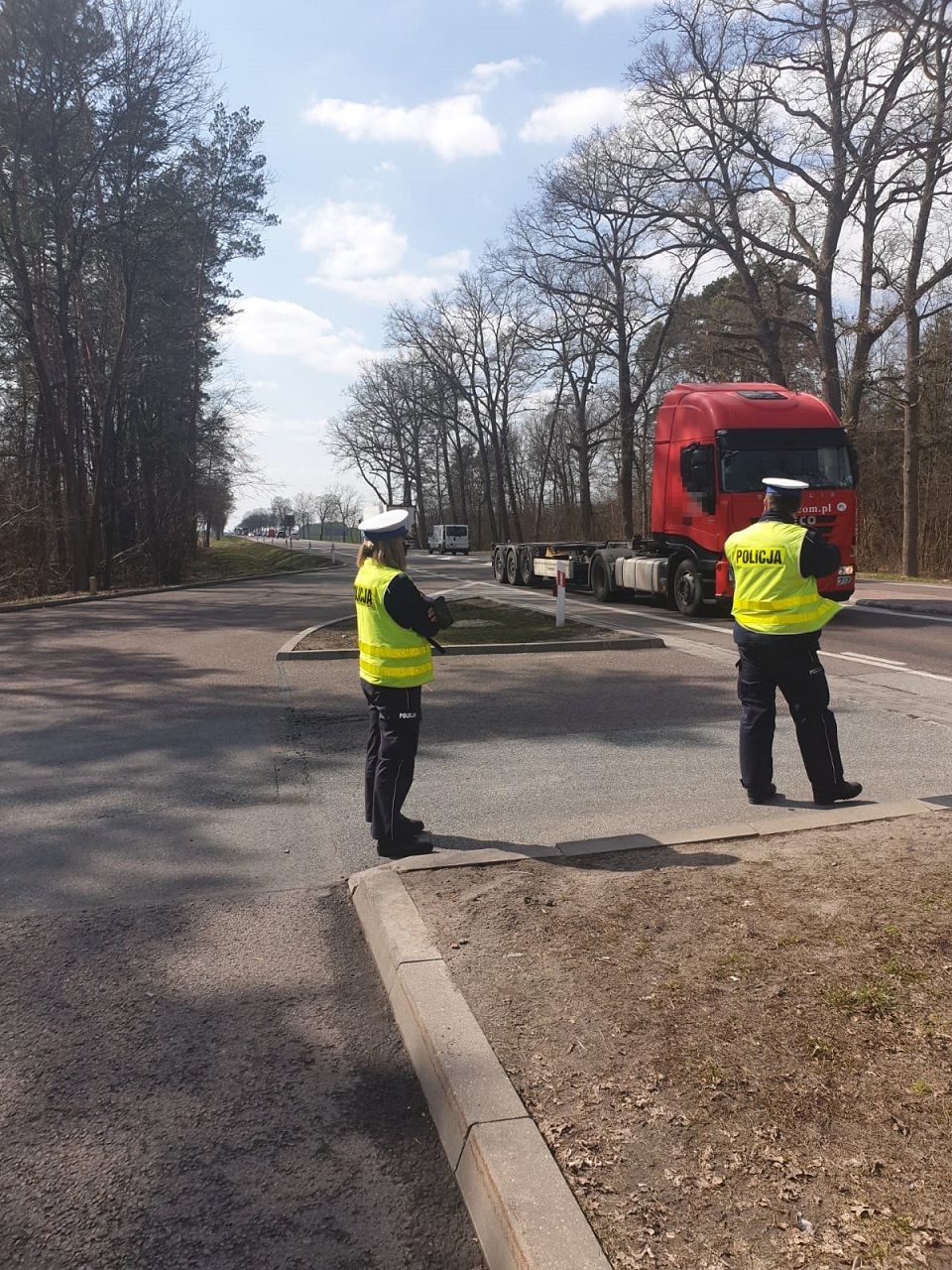 Prawie 200 kontroli i niemal 160 wykroczeń. Bialscy policjanci podsumowali akcję „Prędkość” (zdjęcia)