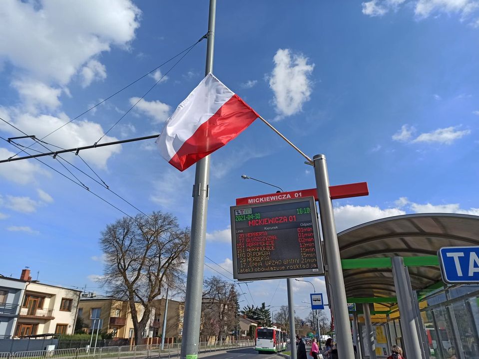 Zarząd Transportu Miejskiego przyłączył się do obchodów Dnia Flagi Rzeczypospolitej Polskiej (zdjęcia)