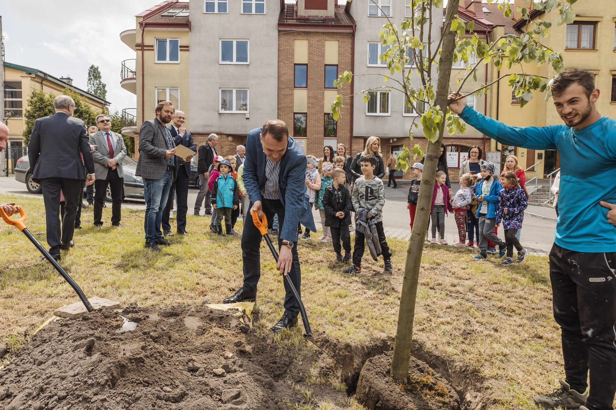 Rozpoczęło się wielkie sadzenie drzew w każdej dzielnicy Lublina (zdjęcia)