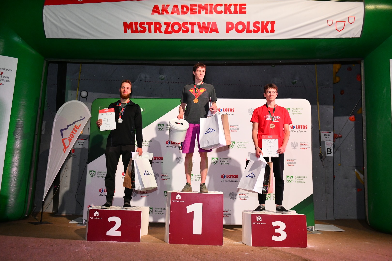 Uniwersytet Medyczny w Lublinie i AGH Kraków ze złotymi medalami we wspinaczce sportowej (zdjęcia)