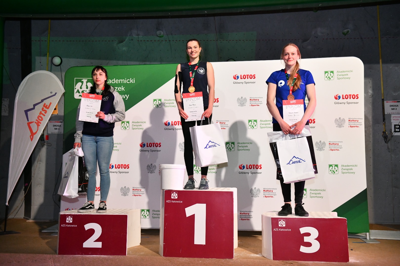 Uniwersytet Medyczny w Lublinie i AGH Kraków ze złotymi medalami we wspinaczce sportowej (zdjęcia)