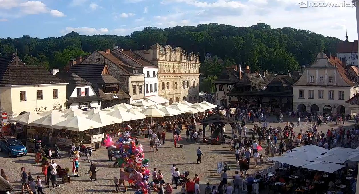 Nałęczów, Kazimierz Dolny i Roztocze przeżywają oblężenie turystów (zdjęcia)