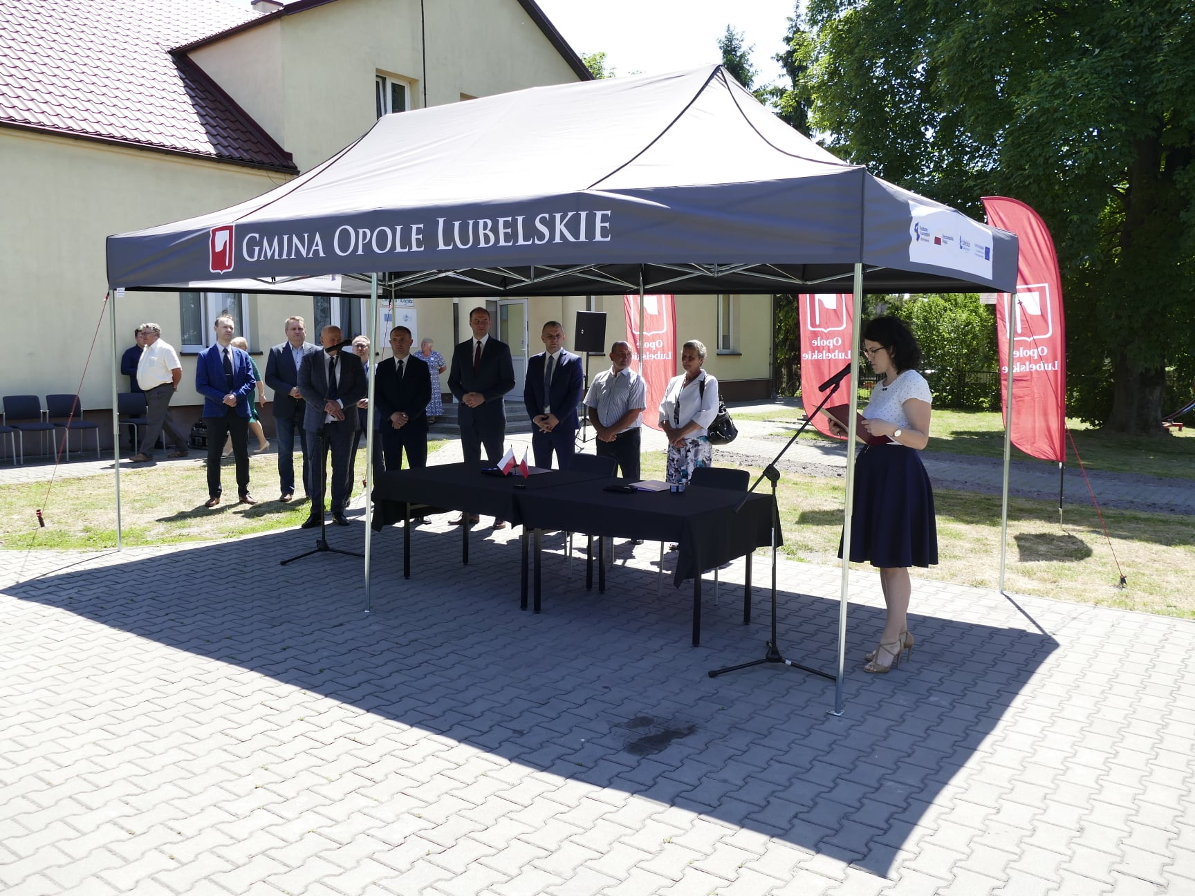 Mieszkańcy od kilkunastu lat apelowali o budowę chodnika. Niebawem ruszą prace (zdjęcia)