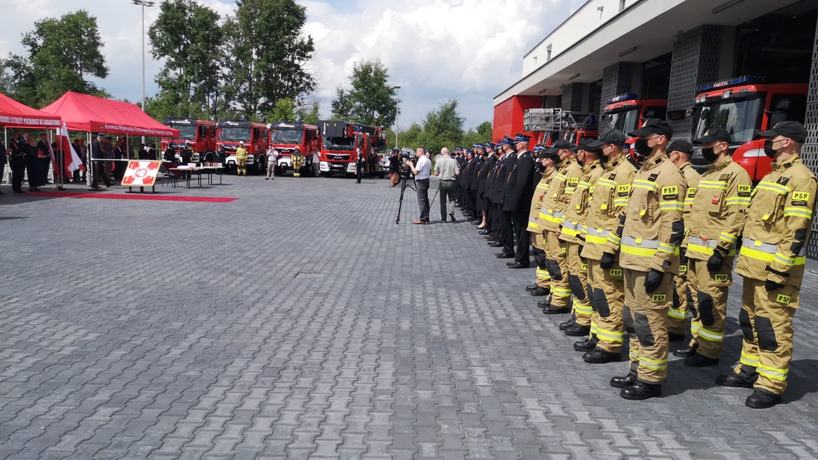 Nowa siedziba lubartowskich strażaków oficjalnie otwarta (zdjęcia)