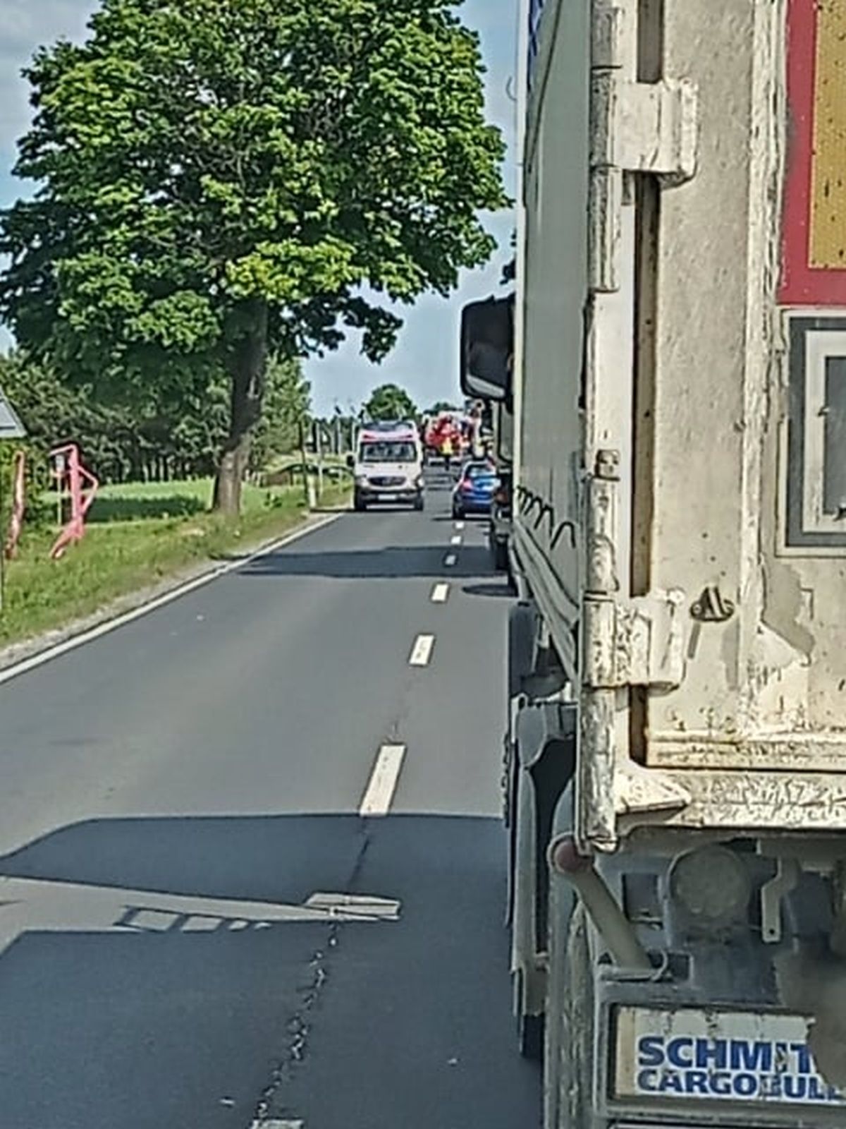 Skręcał w lewo, nie ustąpił pierwszeństwa przejazdu. Trasa Lublin – Łęczna była zablokowana (zdjęcia)