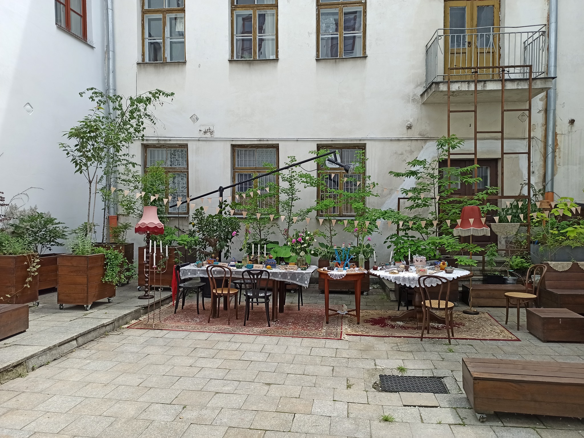 Noc Kultury w Lublinie powoli się rozpędza. Pojawiły się kolejne instalacje na Starym Mieście (zdjęcia)