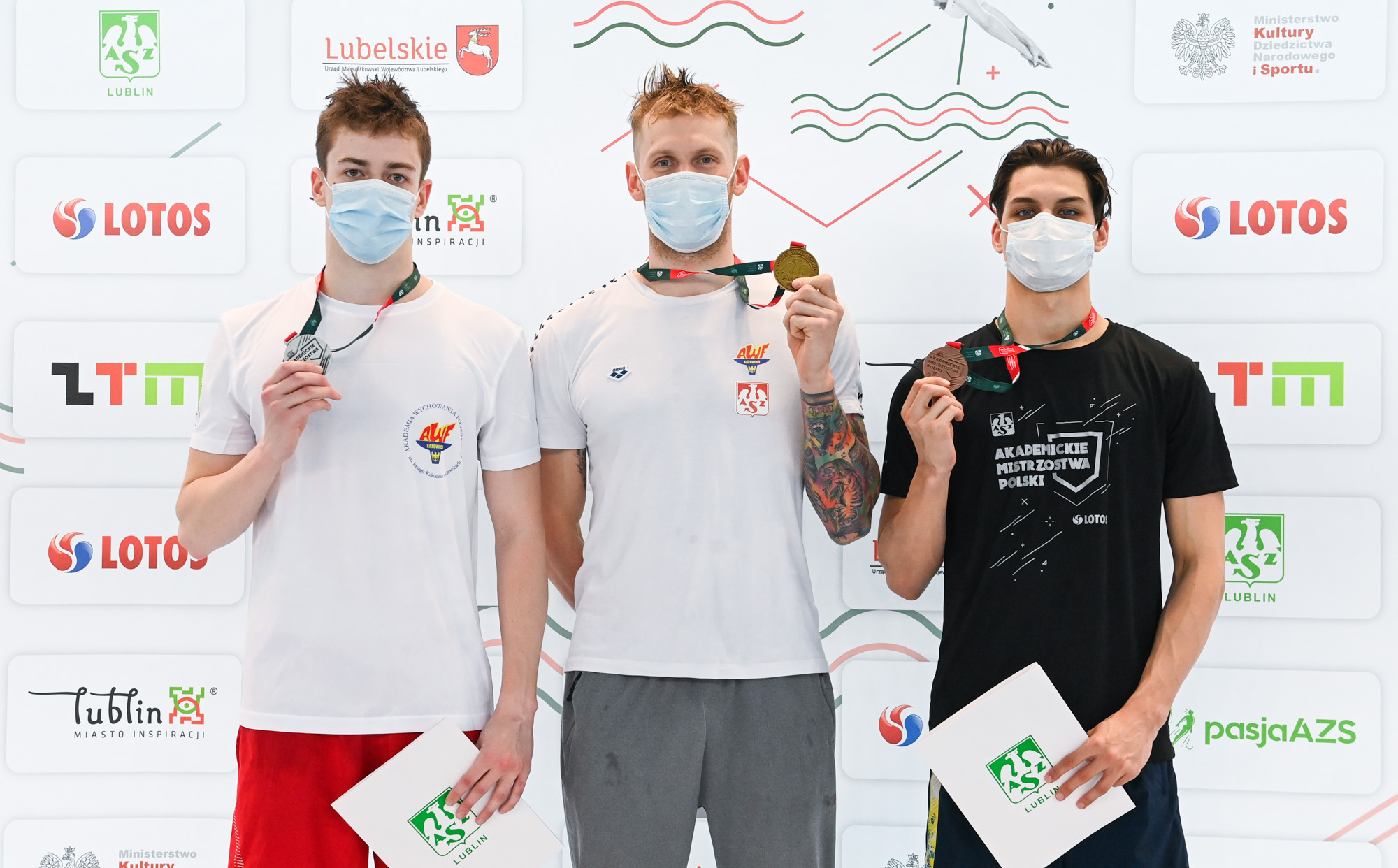 W Lublinie rozpoczęły się Akademickie Mistrzostwa Polski w pływaniu. Są już pierwsze medale (wideo, zdjęcia)