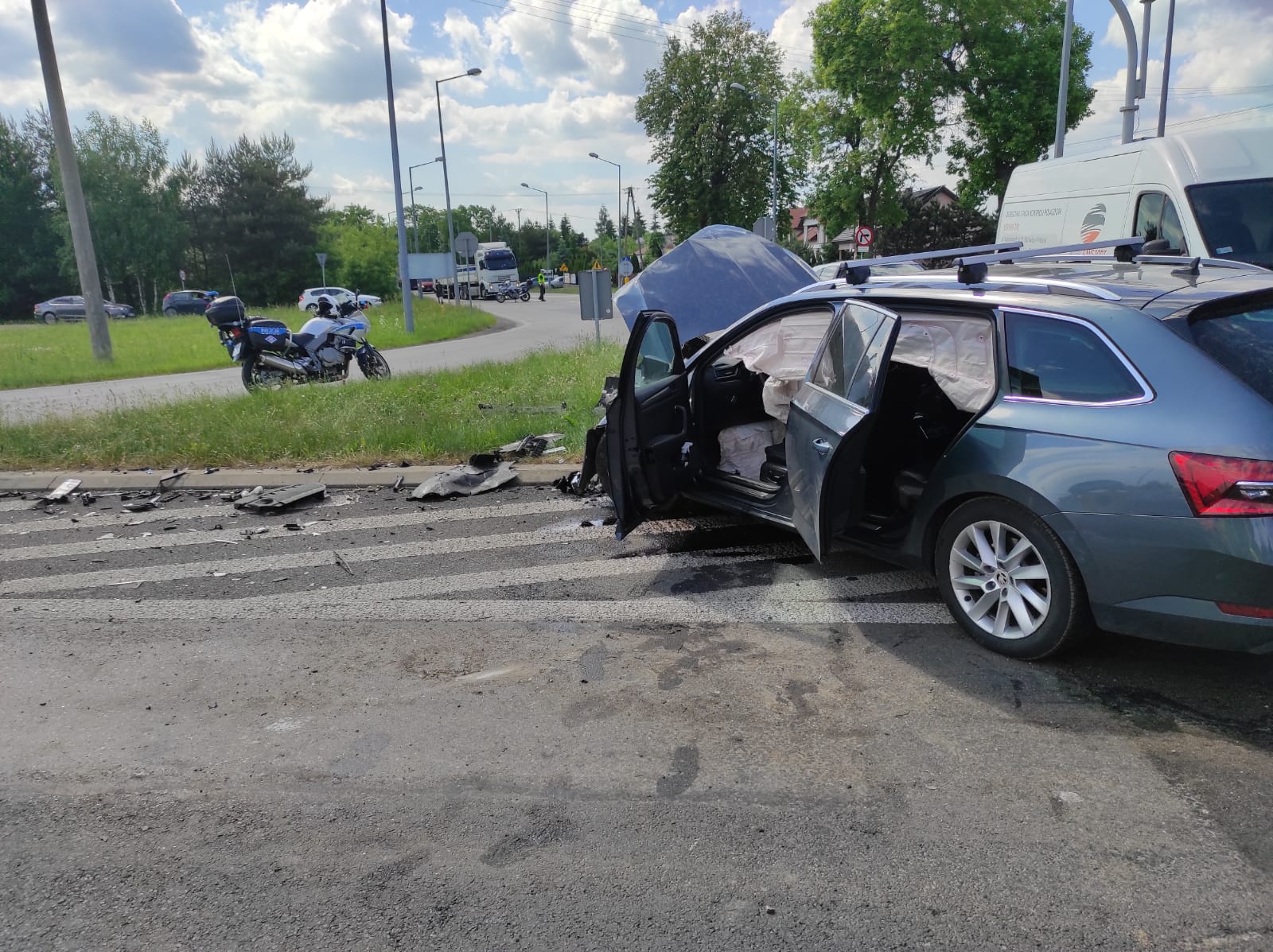 Nieustąpienie pierwszeństwa przyczyną wypadku na obwodnicy Lubartowa (zdjęcia)