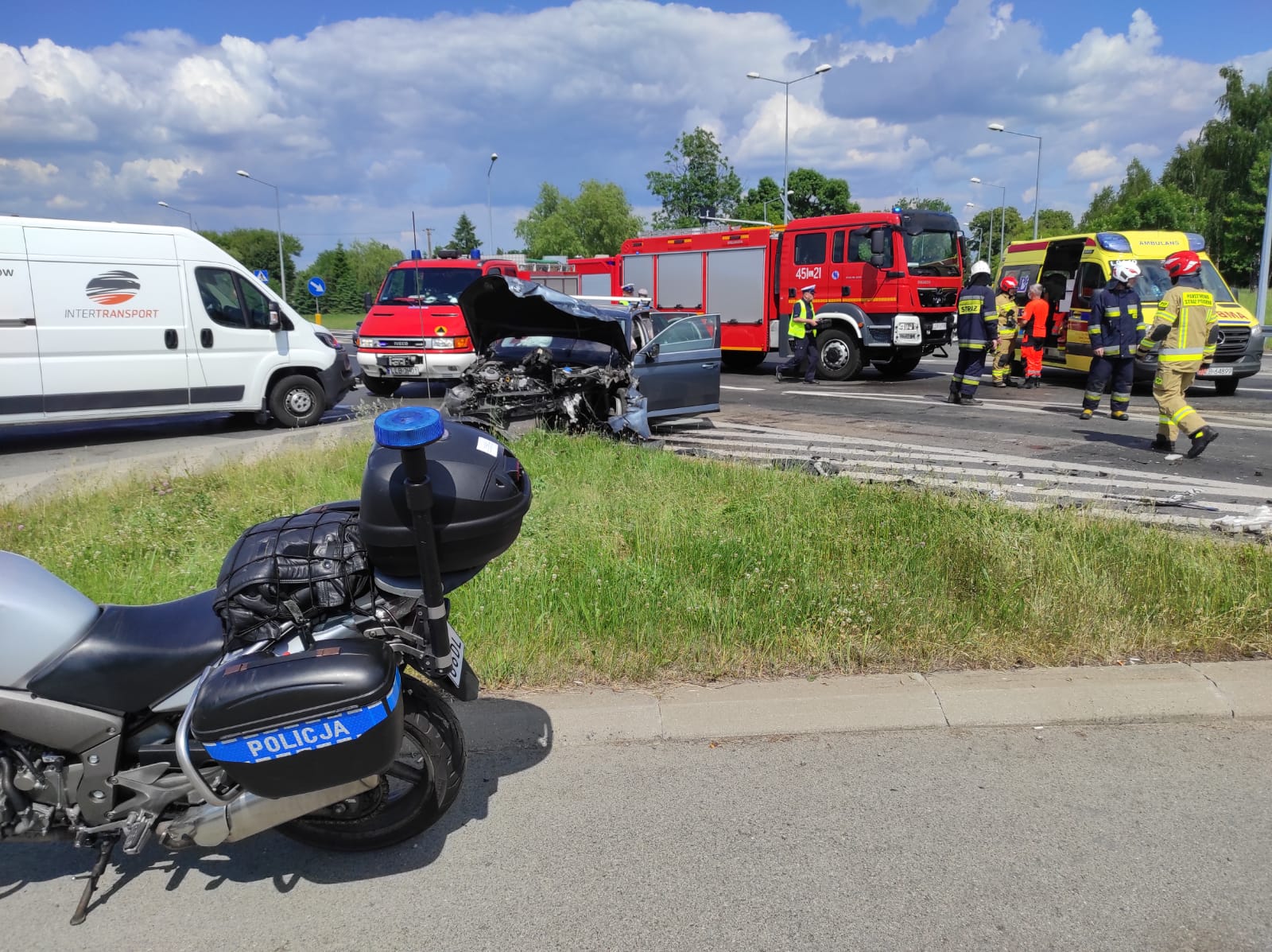 Nieustąpienie pierwszeństwa przyczyną wypadku na obwodnicy Lubartowa (zdjęcia)