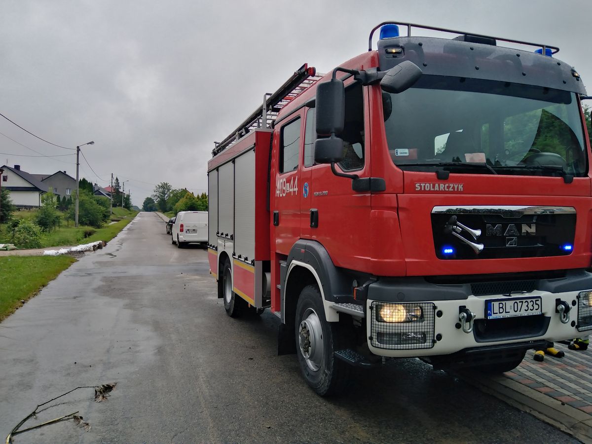 Kolejny dzień z burzami na Lubelszczyźnie. Znów zalane zostały domy (zdjęcia)