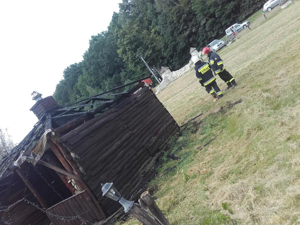 Pożar w restauracji. Spłonęła altana grillowa (zdjęcia)