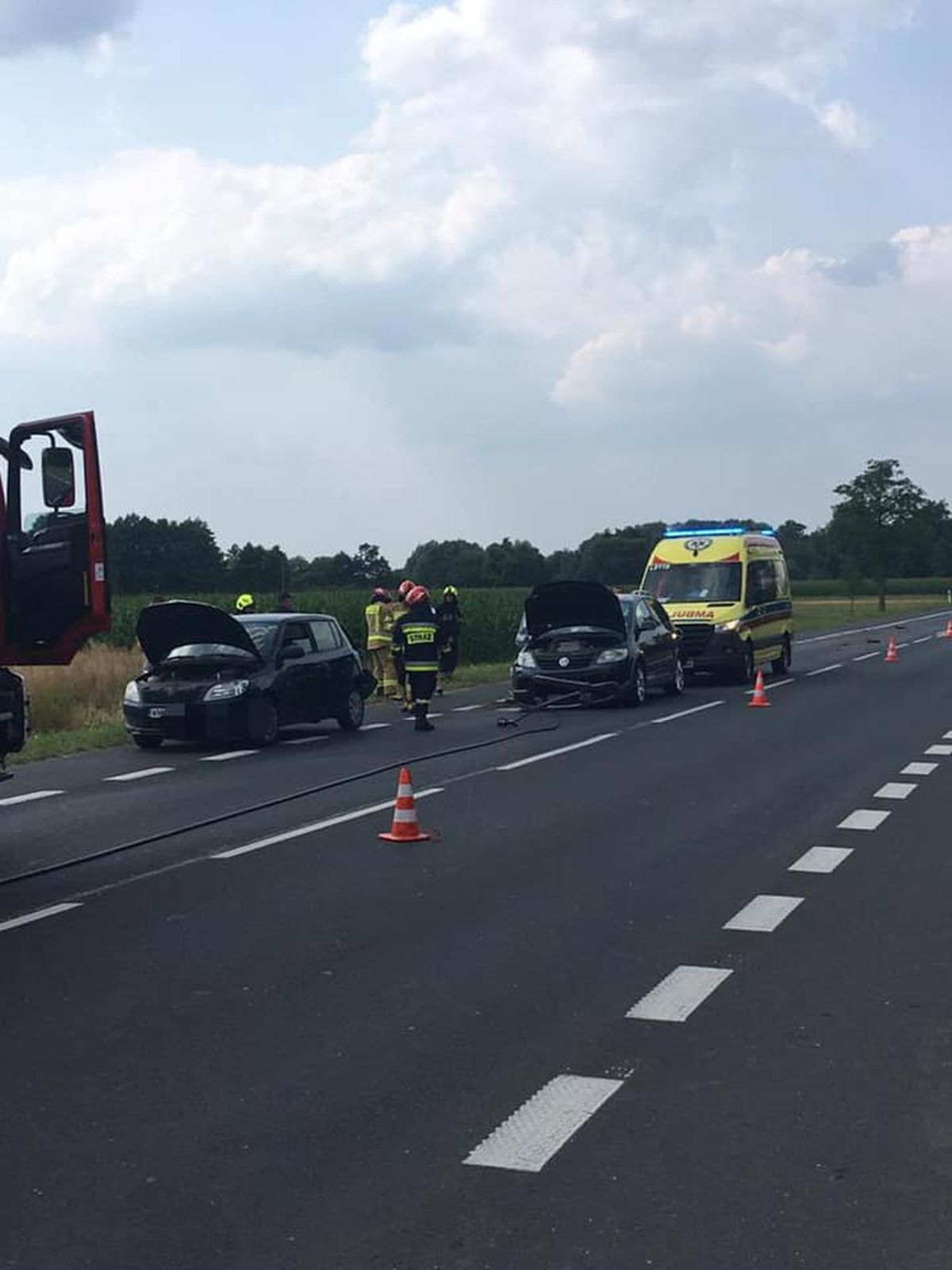 Zderzenie trzech aut na wjeździe do Kocka (zdjęcia)