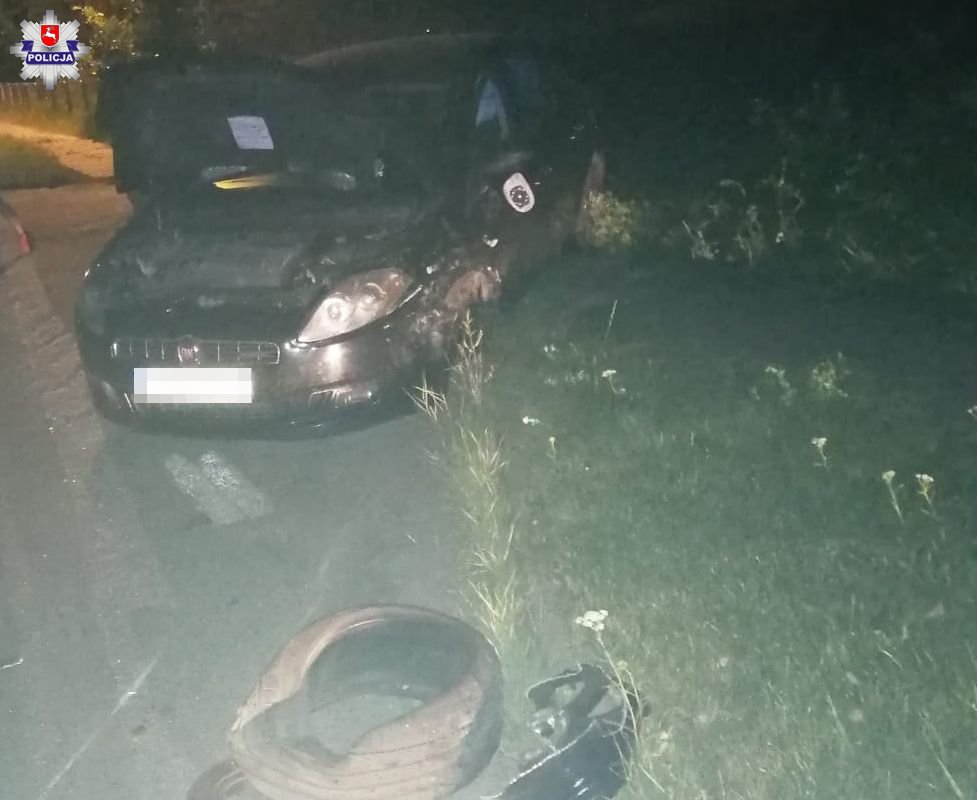 Trzy wypadki w jeden dzień na drogach powiatu włodawskiego. Cztery osoby trafiły do szpitala (zdjęcia)